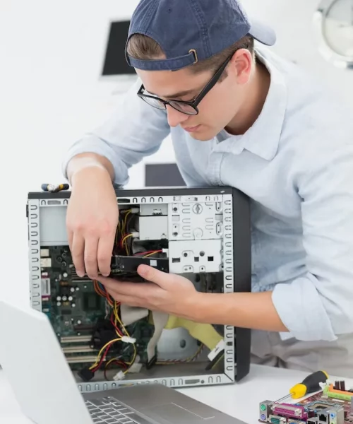 computer-engineer-working-